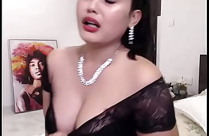 Indian Hawt web camera girl enjoying her impersonate (english)