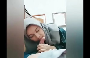 Bokep Indonesia - Ukhty Hijab Nyepong - pornxxx..