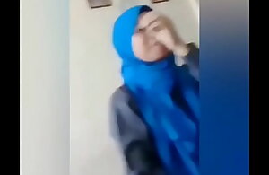 Bokep Indonesia Jilbab Blowjob Malu-Malu - pornxxx..