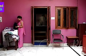 Indian Bhabhi Having Uninhibited Sex With Brassiere